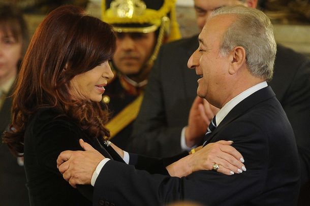 Por decreto, transfieren funciones de Transporte a Seguridad