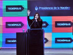 cristina inaugura tecnopolis antes de viajar a brasil cristina inaugura tecnopolis antes de viajar a brasil