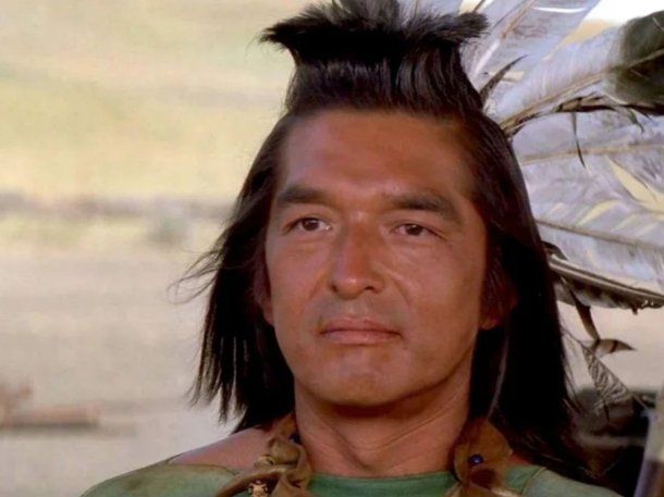 Murió Graham Green, mítico coprotagonista de Danza con lobos