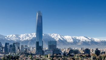 Los uruguayos eligen cada vez más Chile para realizar viajes de compras. Los uruguayos eligen cada vez más Chile para realizar viajes de compras.