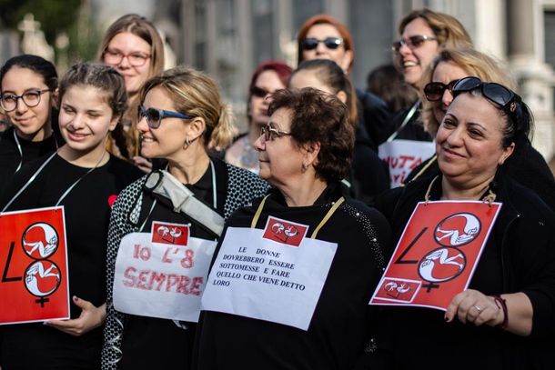 Tras la marcha del 8M harán un flashmob mensual
