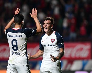 San Lorenzo alcanzó a Boca en la punta