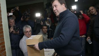 primeros datos oficiales en rio negro: weretilnek aventaja a pichetto primeros datos oficiales en rio negro: weretilnek aventaja a pichetto