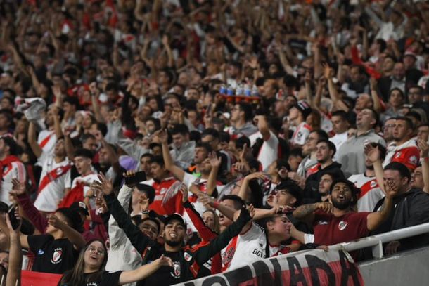 Talleres le ganó 2-1 a River en Córdoba y el torneo está que arde