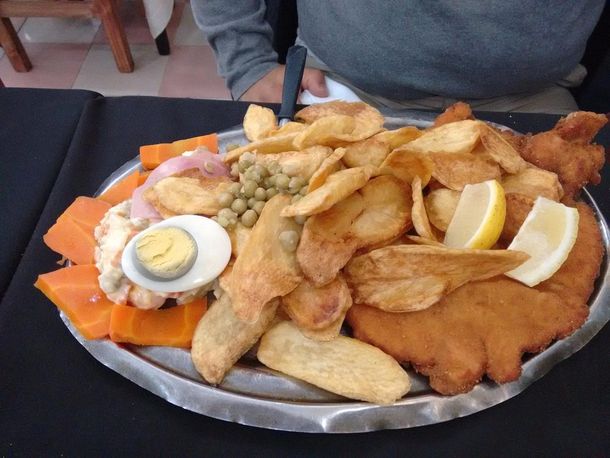 El bodegón de Buenos Aires que ofrece comidas para toda la familia y a buen precio