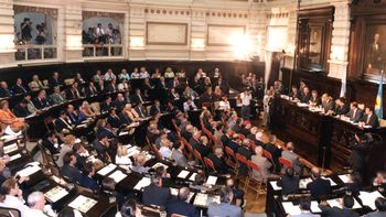 media sancion al cupo laboral para travestis media sancion al cupo laboral para travestis