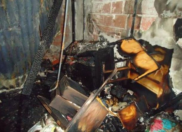 Una familia muere al incendiarse su vivienda en Santa Fe