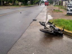 la plata: un motociclista choco con un colectivo y murio