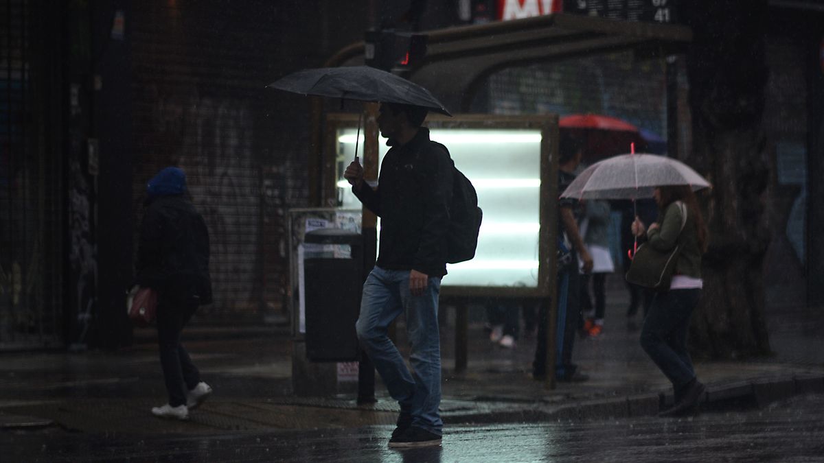 Rige un alerta por tormentas para esta noche en la Ciudad