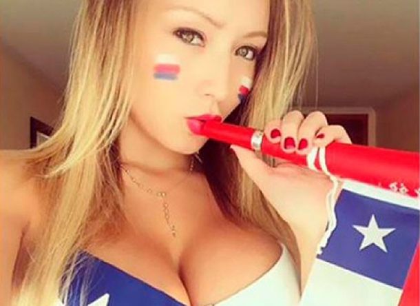 Tiene palabra: Chile fue campeón y ella se desnudó por su promesa