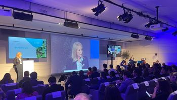 Carolina Cosse, intendenta de Montevideo, en la Cumbre Urbana de Bruselas. Carolina Cosse, intendenta de Montevideo, en la Cumbre Urbana de Bruselas.