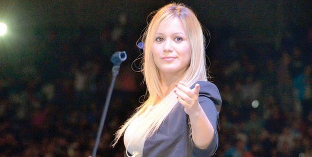 Volvió Karina La Princesita con un multitudinario show