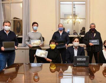 Entregarán netbooks para reducir la brecha digital en medio de la pandemia 