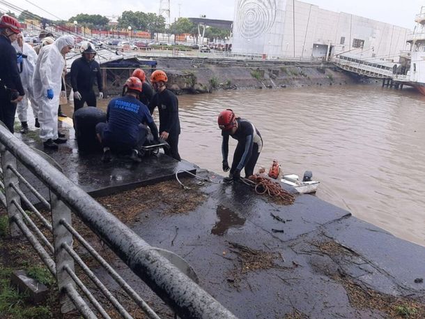 Encontraron un cuerpo flotando en Puerto Madero: investigan si se suicidó tras perder en el casino