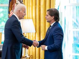 El presidente Luis Lacalle Pou se llevó varios elogios de parte del mandatario Joe Biden. El presidente Luis Lacalle Pou se llevó varios elogios de parte del mandatario Joe Biden.