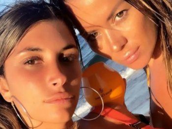 El saludo hot de Karina Jelinek a Flor Parise por el Día de San Valentín que después borró