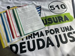 Cabildo Abierto continúa con su campaña por un plebiscito para reestructurar las deudas de las personas. Cabildo Abierto continúa con su campaña por un plebiscito para reestructurar las deudas de las personas.