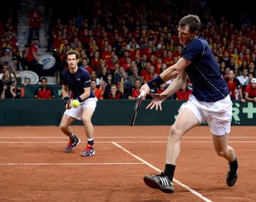 Gran Bretaña ganó en dobles y acaricia la Copa Davis