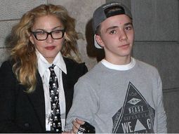 continua el drama de madonna por la tenencia de su hijo continua el drama de madonna por la tenencia de su hijo