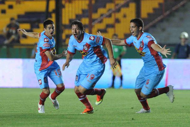 Arsenal inicia su camino en la Libertadores ante Santos Laguna