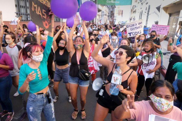 Corrientes: universitarias pidieron que se declare la emergencia nacional por femicidios