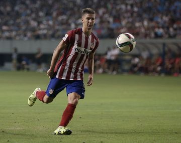Compañía argentina para Messi: Vietto llega al súper Barcelona de la Pulga