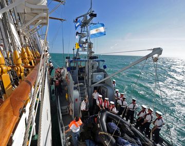 El entusiasmo del oficialismo frente al mutismo opositor