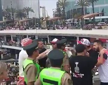 Hincha de River hizo gesto de macaco a los de Flamengo y terminó pidiendo perdón