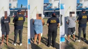 Los tres adultos detenidos en La Plata.
