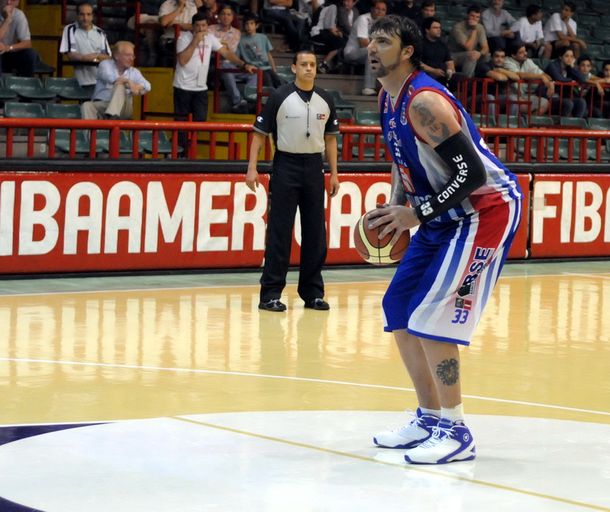 Román González