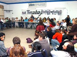 Atenplenarioneuquen_telam