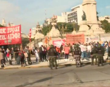 Tensión en el Congreso: protesta de jubilados