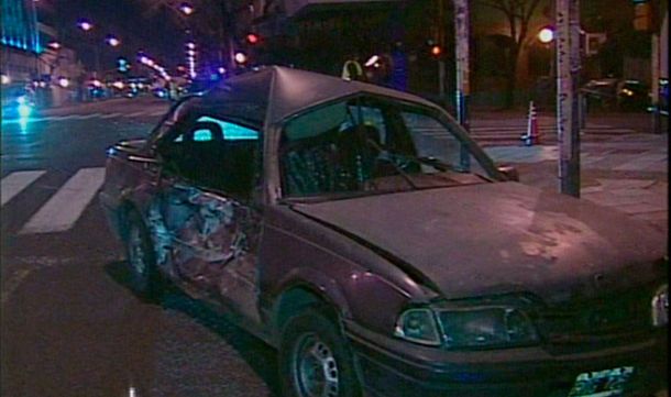 Una persona resultó herida en un choque entre auto y camión