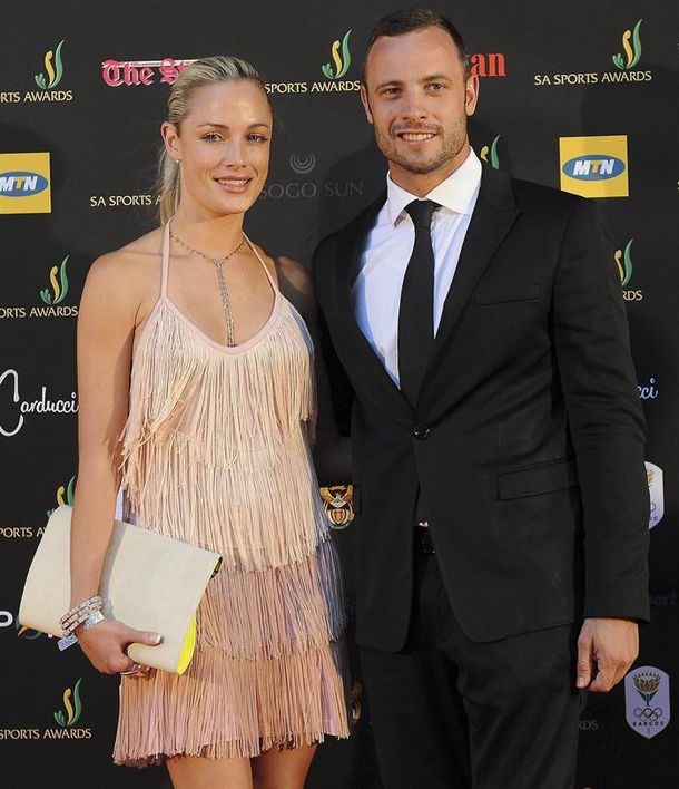 Oscar Pistorius y su novia.