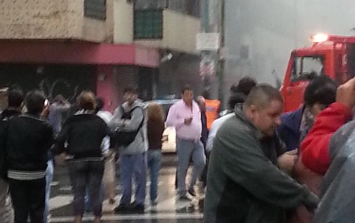 Once: rescatan a 3 niños por un incendio en un departamento