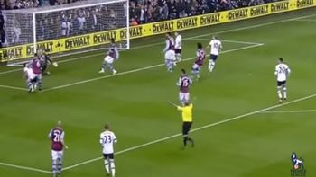 polemica en inglaterra por un arbitro que festeja los goles del tottenham polemica en inglaterra por un arbitro que festeja los goles del tottenham