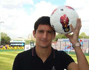 Guillermo Burdisso: Es muy dificil elegir entre River y Boca