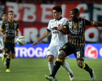 Colón derrotó a Olimpo en Santa Fe