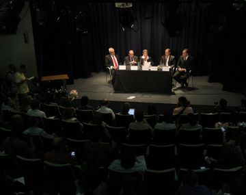 Mirá la conferencia de Arroyo Salgado