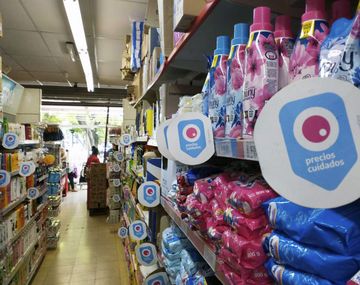 Cumbre del Gobierno con CEOs de  supermercados para que los incrementos de sueldos no se pierdan con aumentos de precios