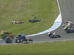 La carrera estuvo parada durante 10 vueltas La carrera estuvo parada durante 10 vueltas