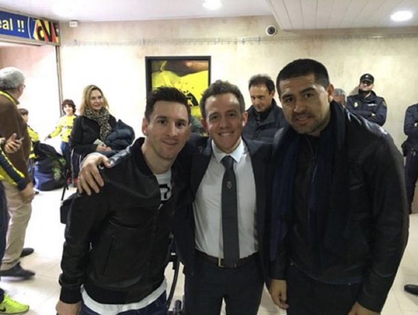 Cumbre de cracks: Messi y Riquelme, juntos en España