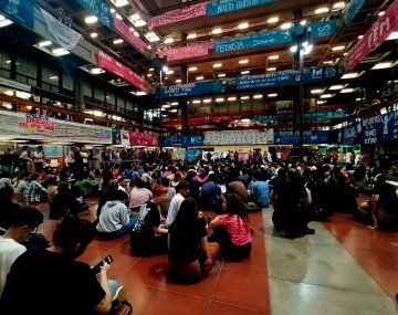 Estudiantes se quedaron a dormir en Ciudad Universitaria en la previa a la Marcha Federal
