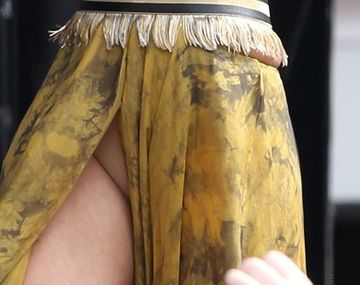Selena Gómez se presentó en un show ¿sin ropa interior?