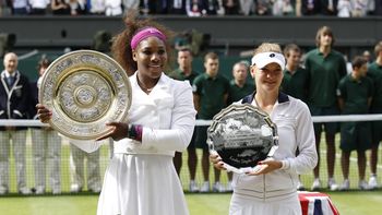 con 30 anos, serena williams gano su quinto titulo en el cesped con 30 anos, serena williams gano su quinto titulo en el cesped