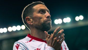 el papu gomez y su futuro tras la sancion por doping: quiero jugar tres o cuatro anos mas el papu gomez y su futuro tras la sancion por doping: quiero jugar tres o cuatro anos mas