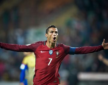 Cristiano Ronaldo logró el récord de meter goles en cuatro mundiales