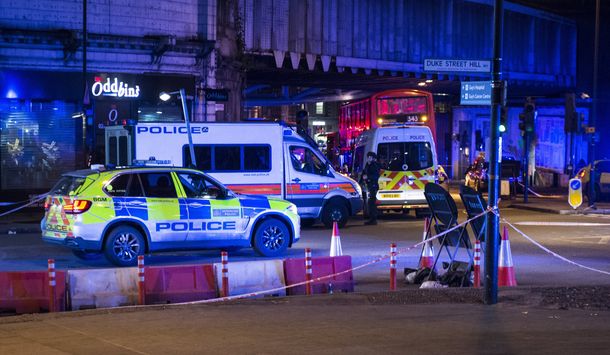 Atentados en Londres: 7 víctimas y 3 atacantes muertos y 50 heridos