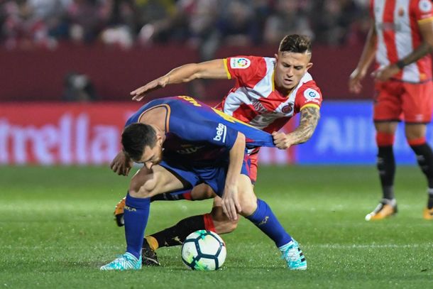 Qué le preguntó Messi al rival que lo siguió por toda la cancha