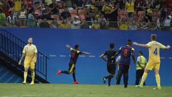 con un gol de teo gutierrez, colombia empato en su debut ante suecia con un gol de teo gutierrez, colombia empato en su debut ante suecia